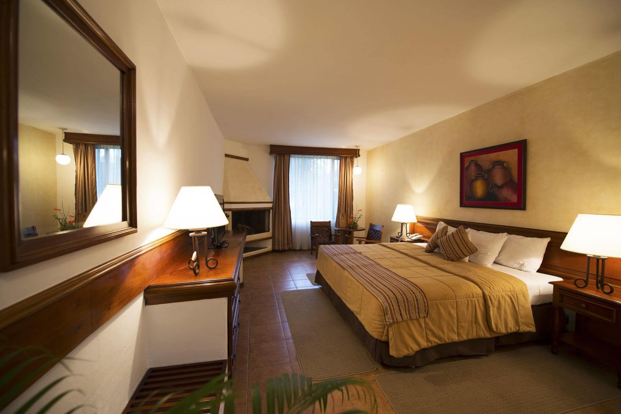 Hotel Soleil La אנטיגואה גואטמלה מראה חיצוני תמונה